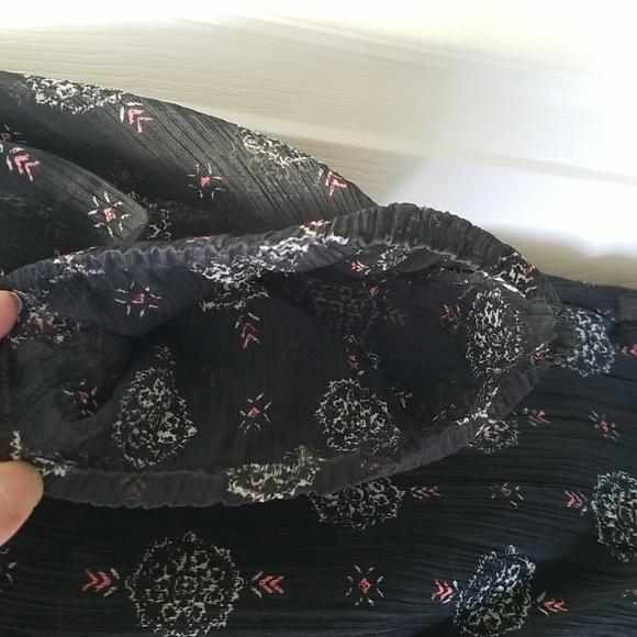 "Mudd" Size M Dark Navy Sheer Boho Top - Picture 8 of 12